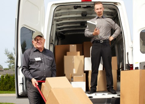 Professional packing support for a Kensington home move