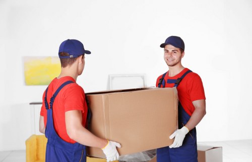 Reliable man and van Kensington support for homes and businesses