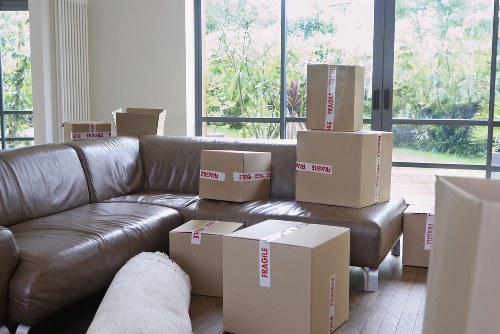Moving checklist and packing support for customers booking removals in Kensington